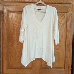 Adrianna Papell Ivory Tunic in 1X